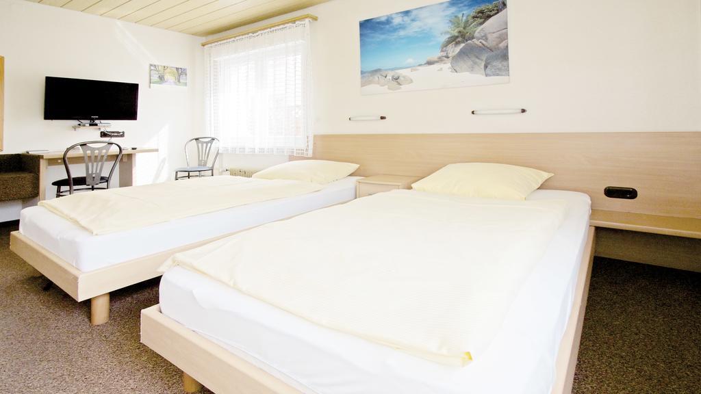 Hotel Victoria Вайль-на-Рейне Номер фото