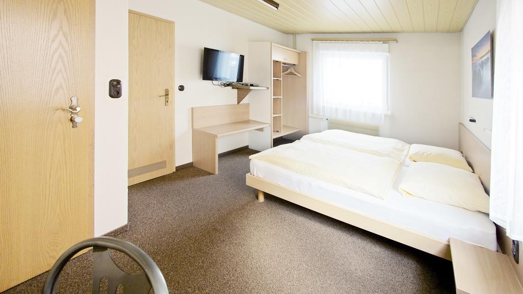 Hotel Victoria Вайль-на-Рейне Экстерьер фото